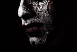 电锯惊魂8高清在线观看,生死较量，惊悚升级