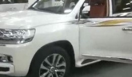 爆料进口车的人是谁啊视频,谁是曝光进口车内幕的神秘爆料者？